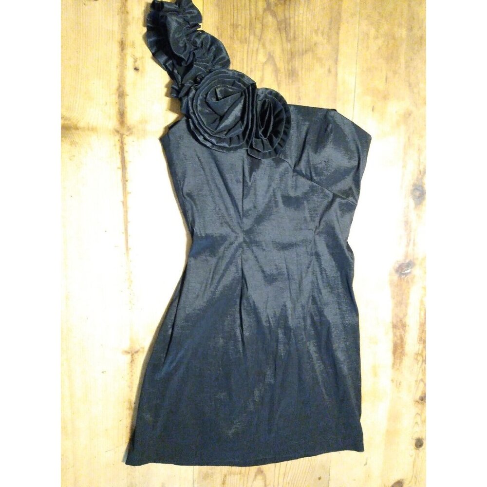 Masquerade Short Semi Formal Dress Juniors 5/6 Black One Shoulder Ruffle Flower